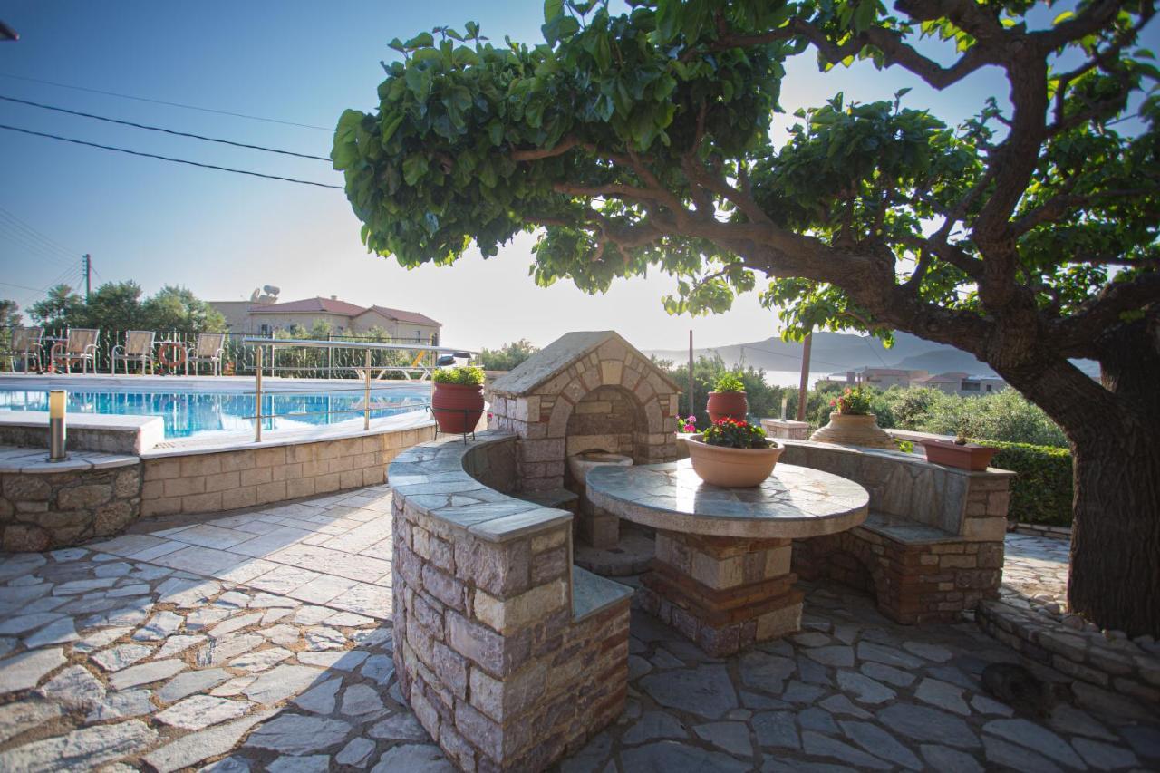 Aparthotel Palataki à Kardamyli Extérieur photo