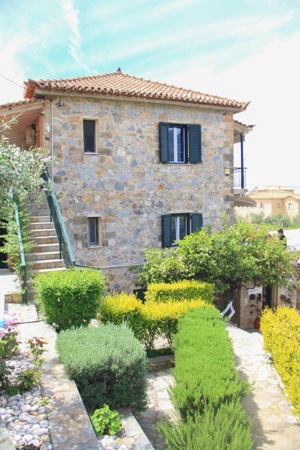 Aparthotel Palataki à Kardamyli Extérieur photo
