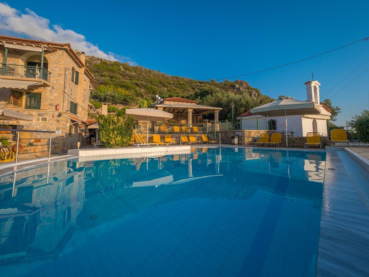 Aparthotel Palataki à Kardamyli Extérieur photo
